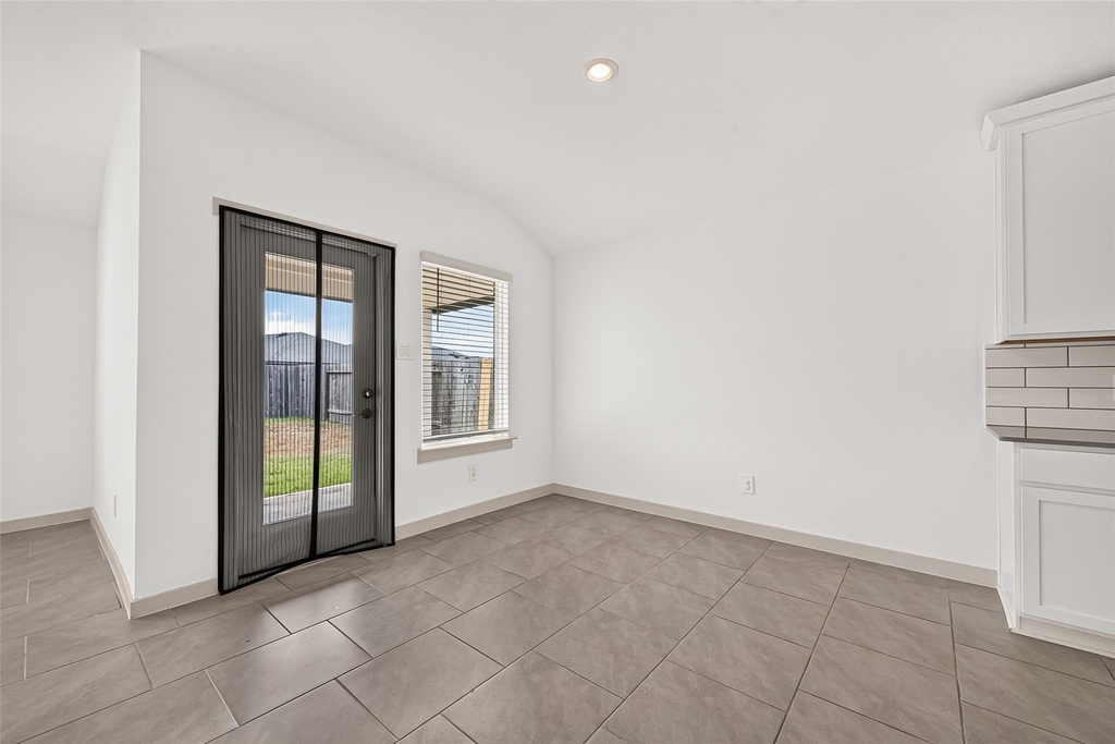 28926 Yachting Point Lane - Photo 18