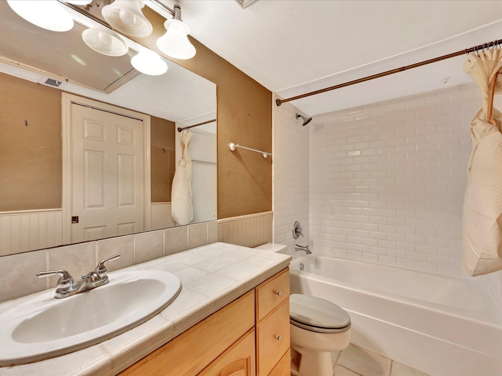 1601 S Shepherd Drive - Photo 24