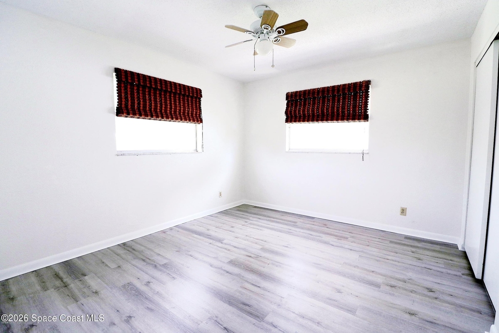 280 Hickory Avenue - Photo 9