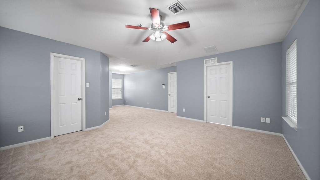 8802 Ancient Willow Drive - Photo 10