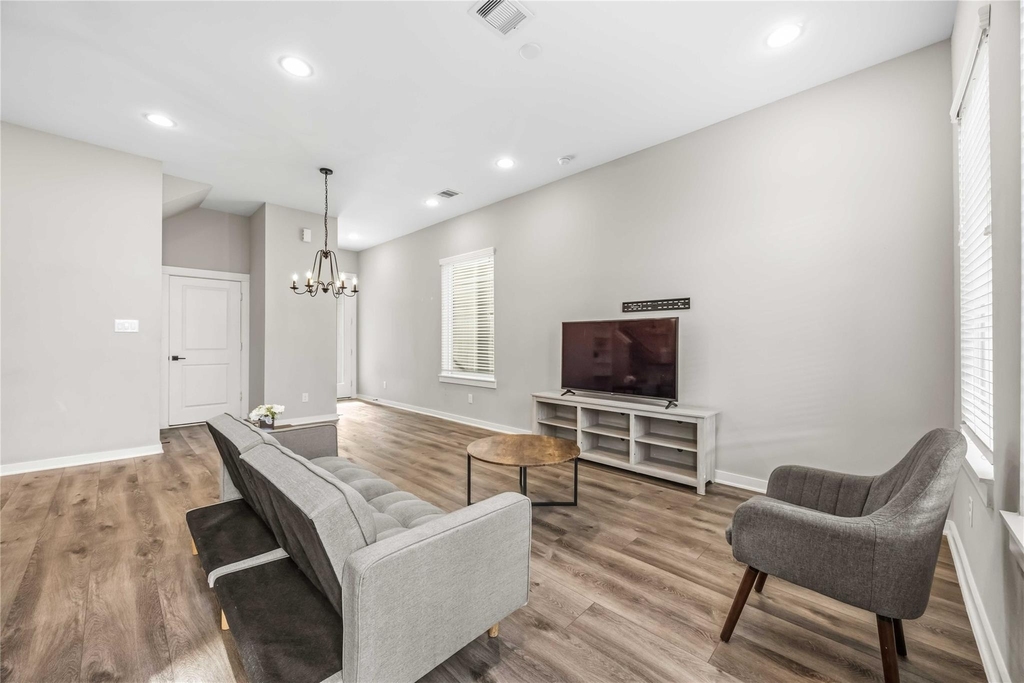 6713 Parker Grove Lane - Photo 10