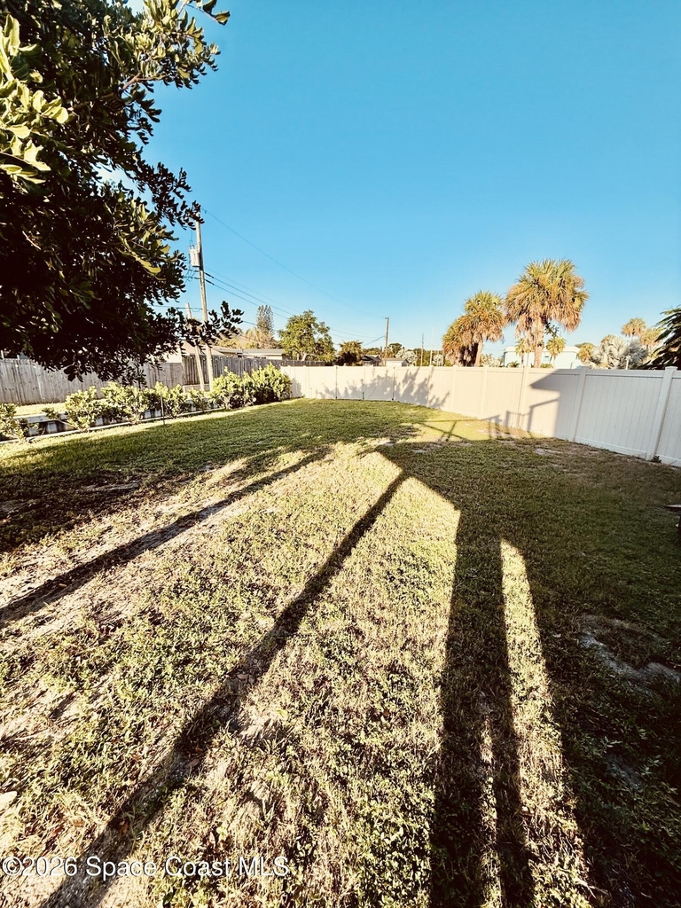 279 Marion Street - Photo 38