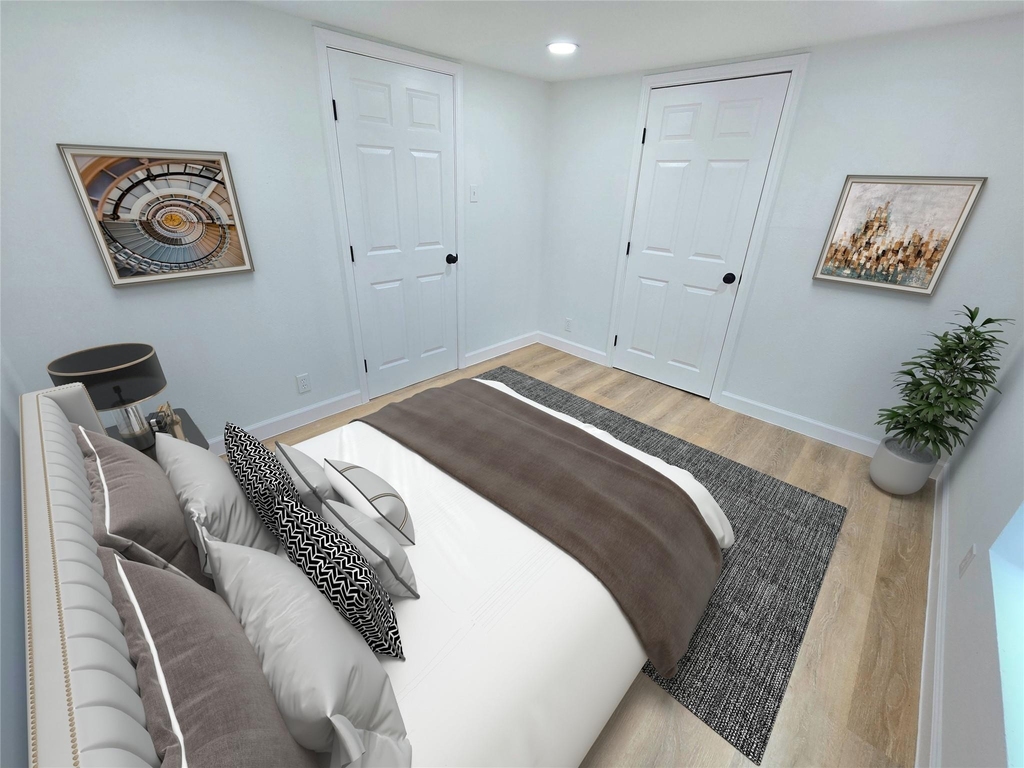 105 E 32nd Street - Photo 7