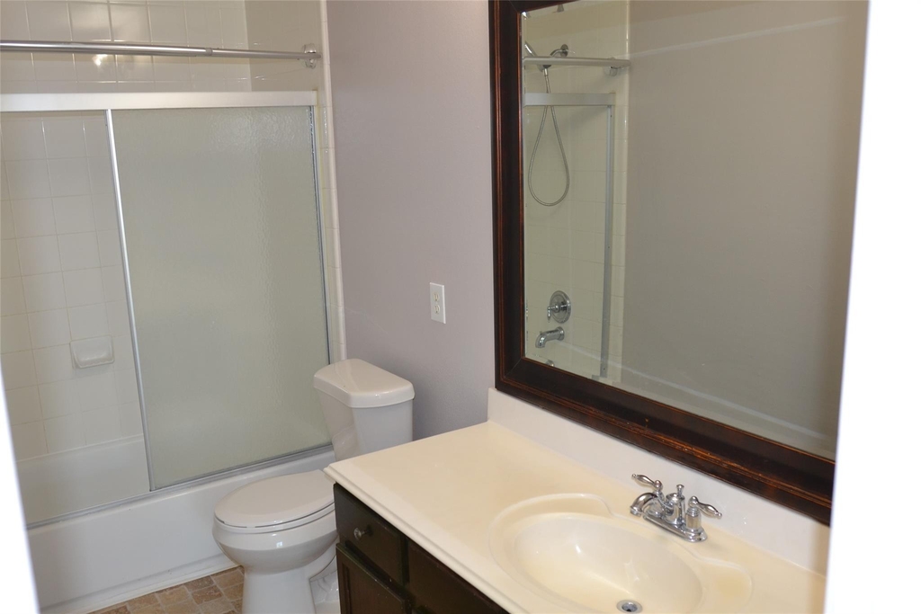 19354 Caledonia Drive - Photo 8