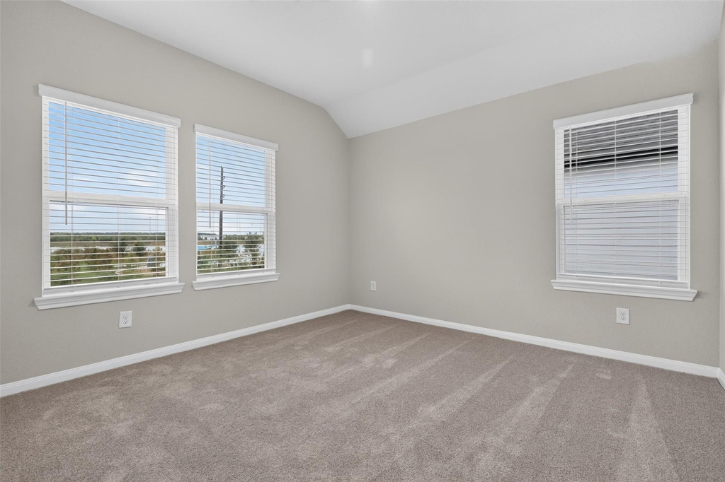 6427 Prospect Oaks Parkway - Photo 31