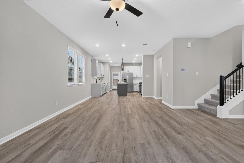 6427 Prospect Oaks Parkway - Photo 9