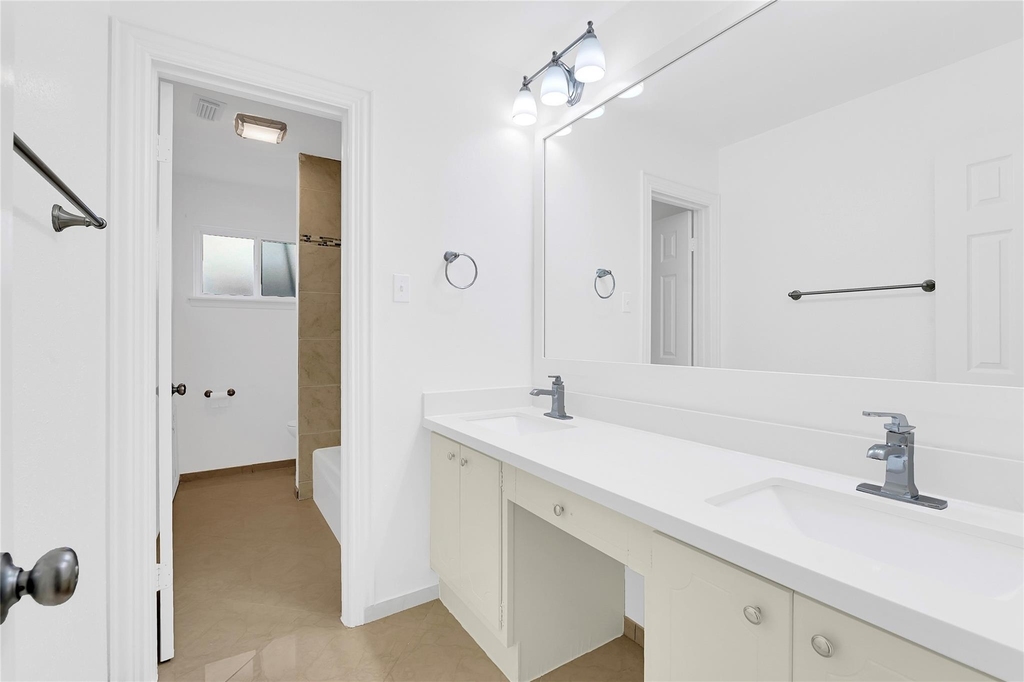 8802 Tanager Street - Photo 17