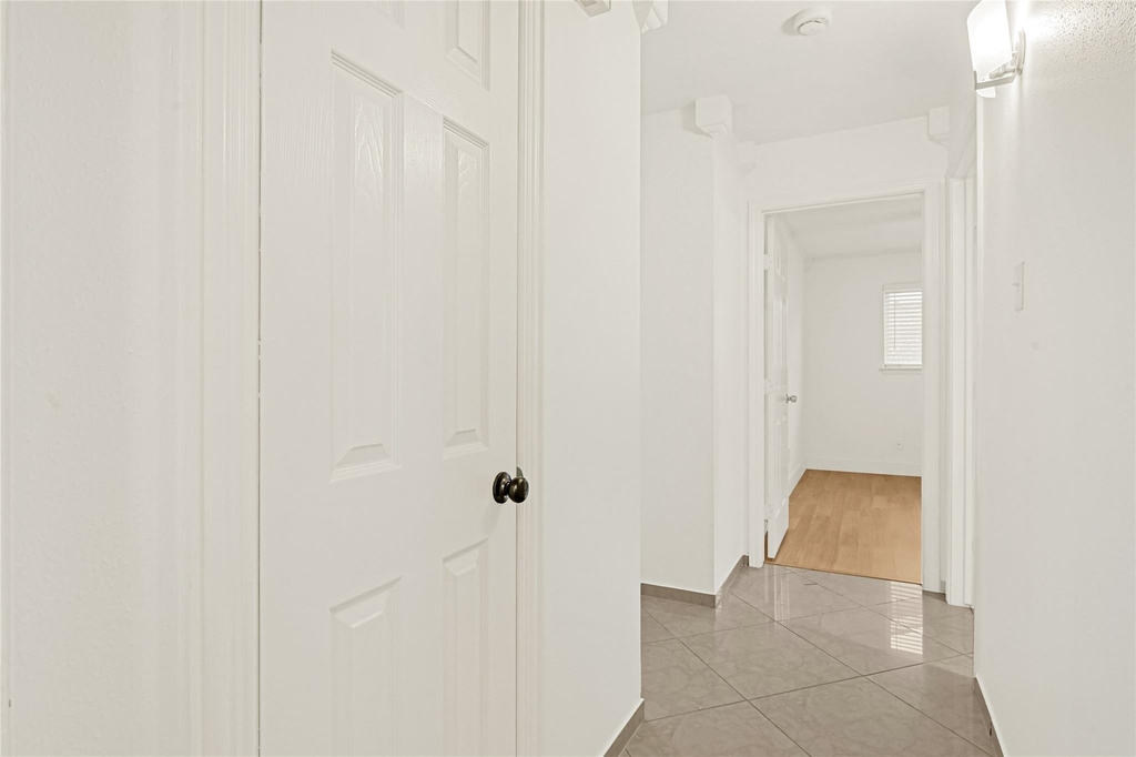 8802 Tanager Street - Photo 5