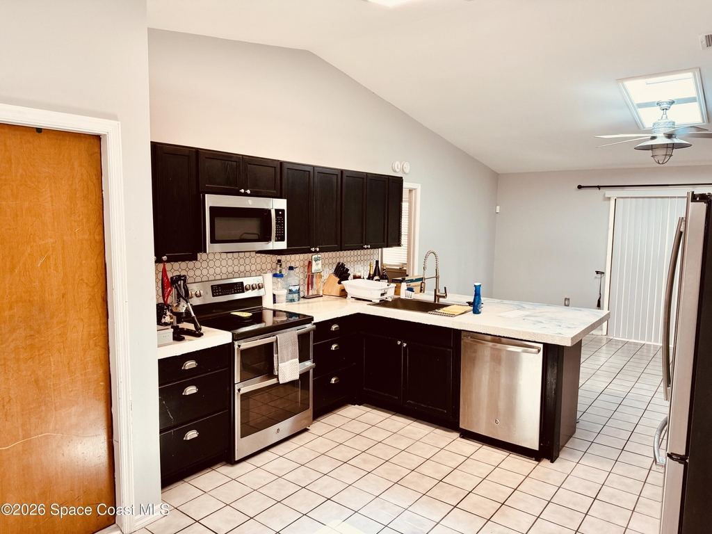 219 Wilton Avenue Sw - Photo 3