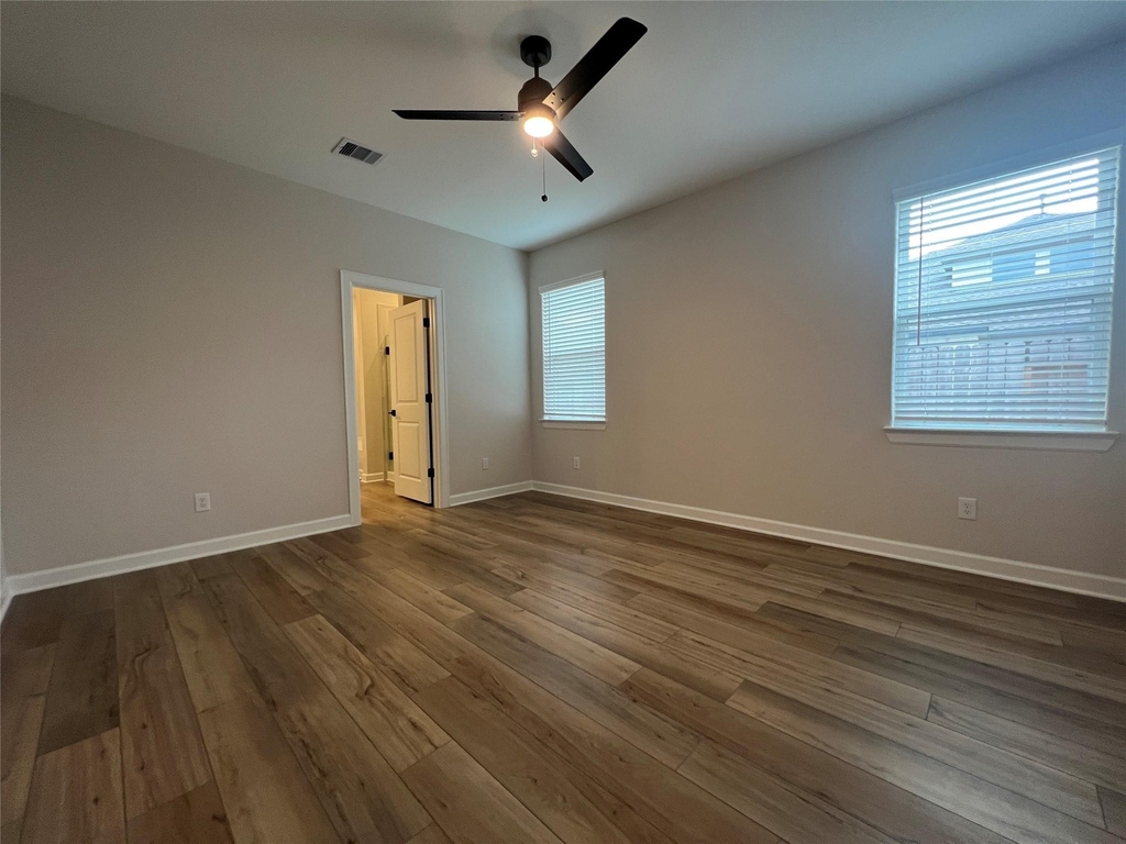 3077 Sunmoon Lane - Photo 8