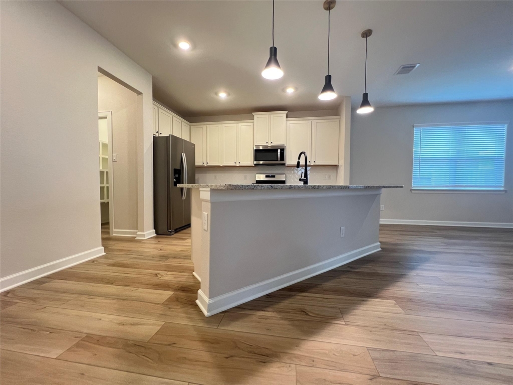 3077 Sunmoon Lane - Photo 5