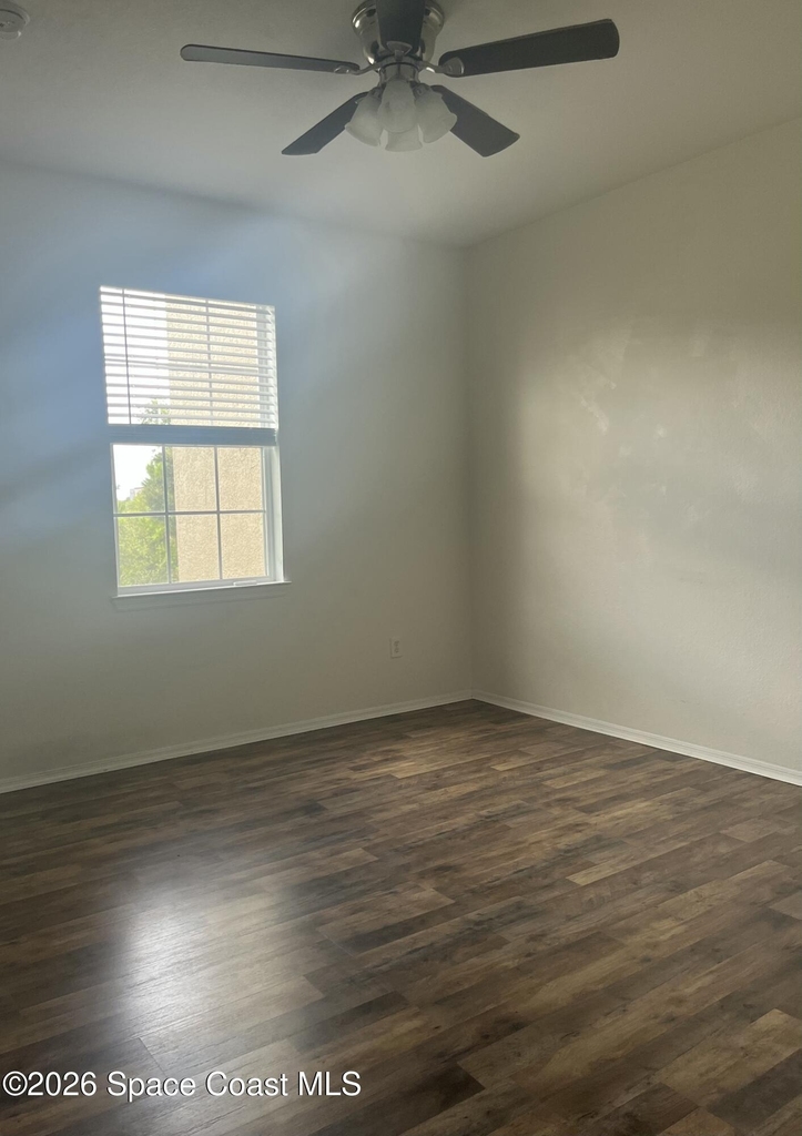 1757 Sophias Drive - Photo 3