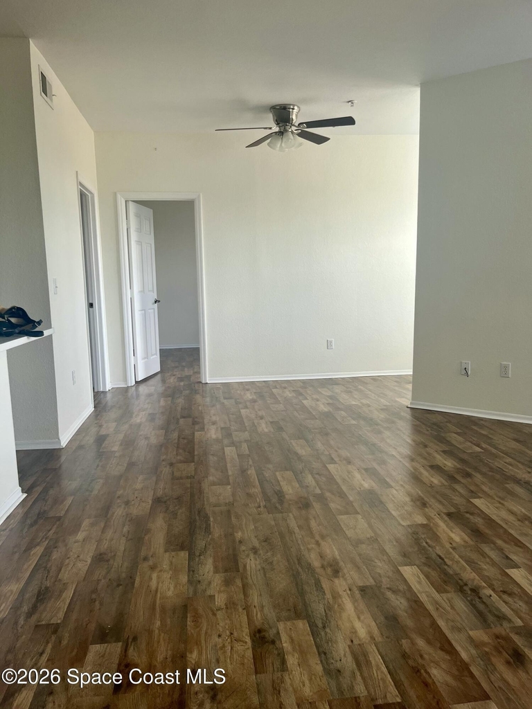 1757 Sophias Drive - Photo 4