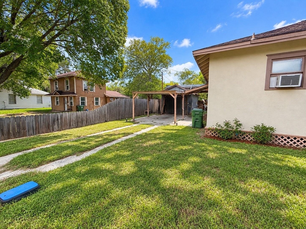 2403 Webster Street - Photo 9