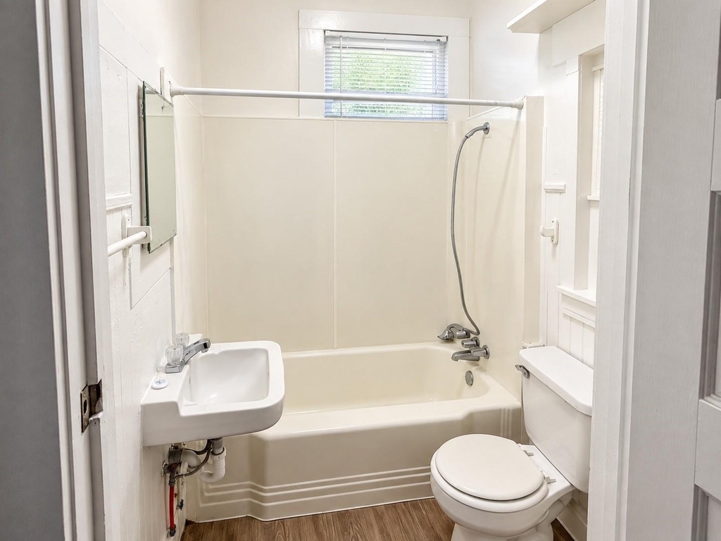 2403 Webster Street - Photo 6