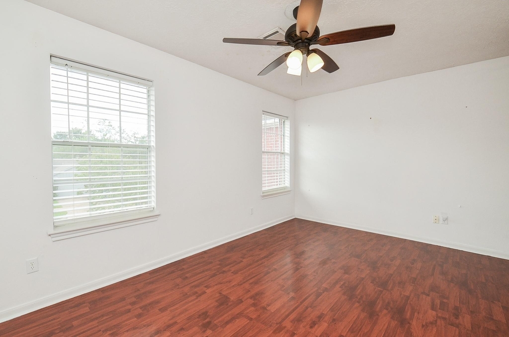 4802 Sunshine Drive - Photo 20