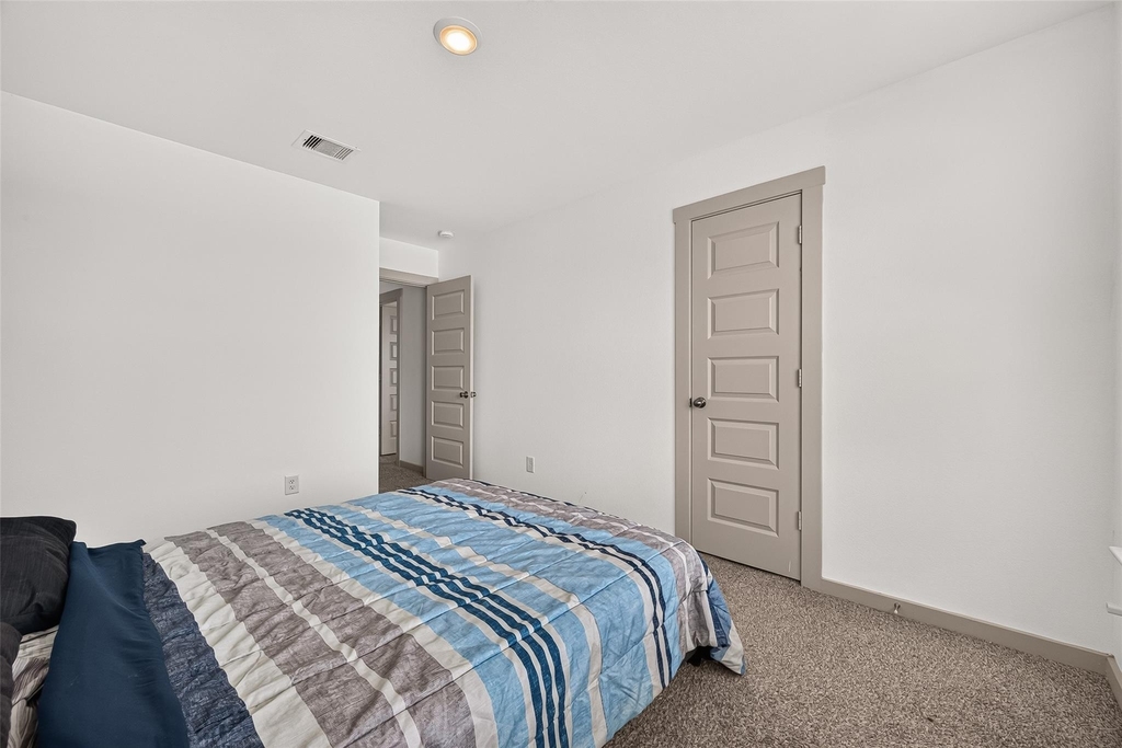 6903 Green Embers Lane - Photo 36