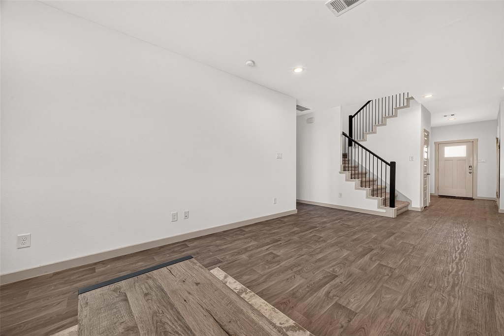 6903 Green Embers Lane - Photo 10