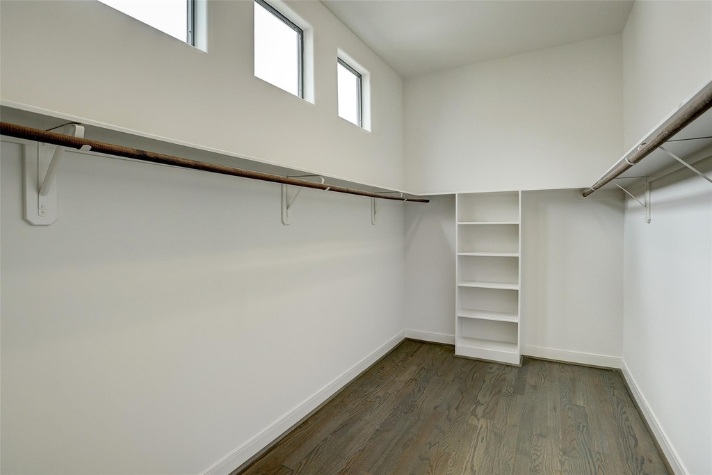 902 Roy Street - Photo 21