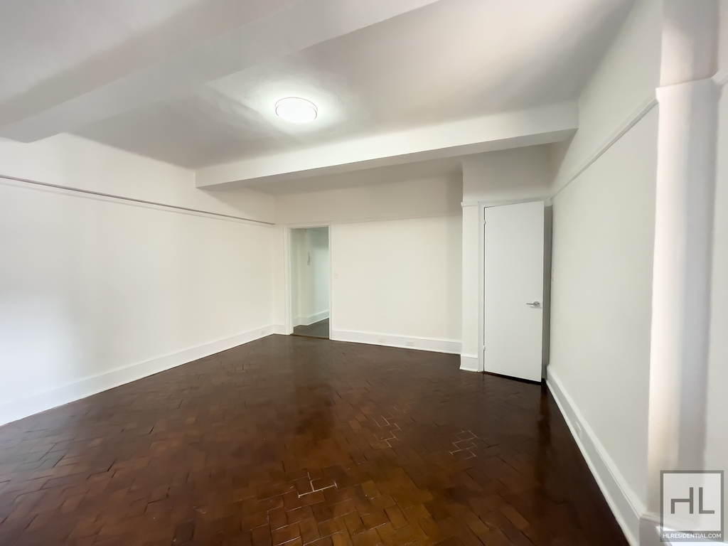 West 73rd Street - Photo 2
