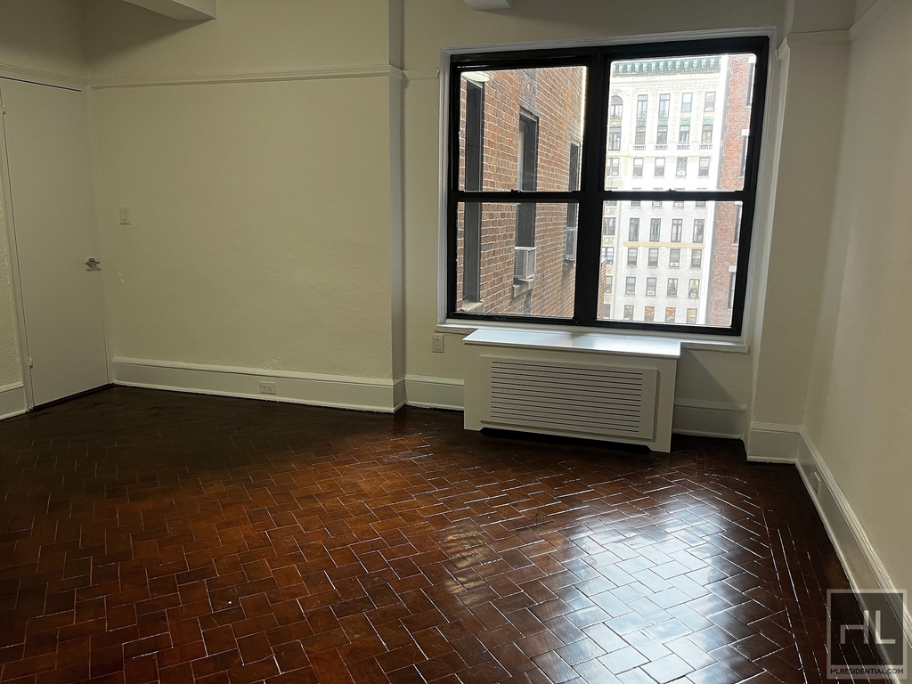 West 73rd Street - Photo 1