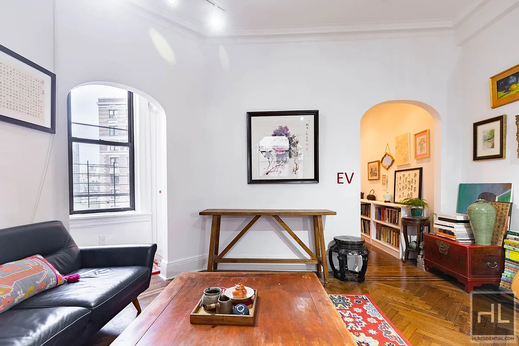 West 72 Street - Photo 0