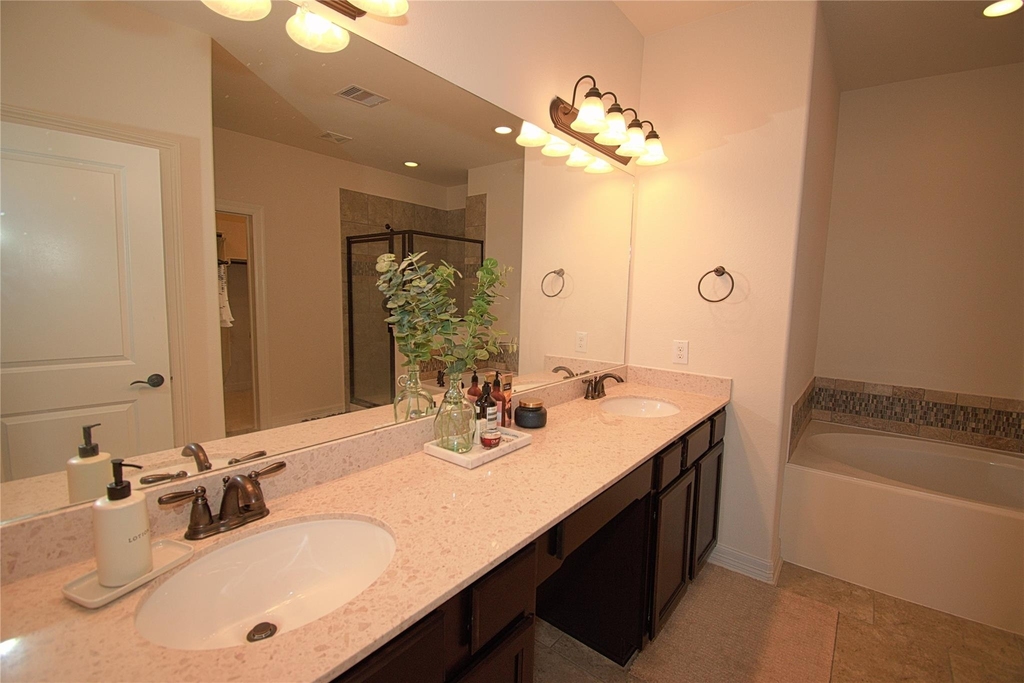 4132 Boardwalk Boulevard - Photo 17