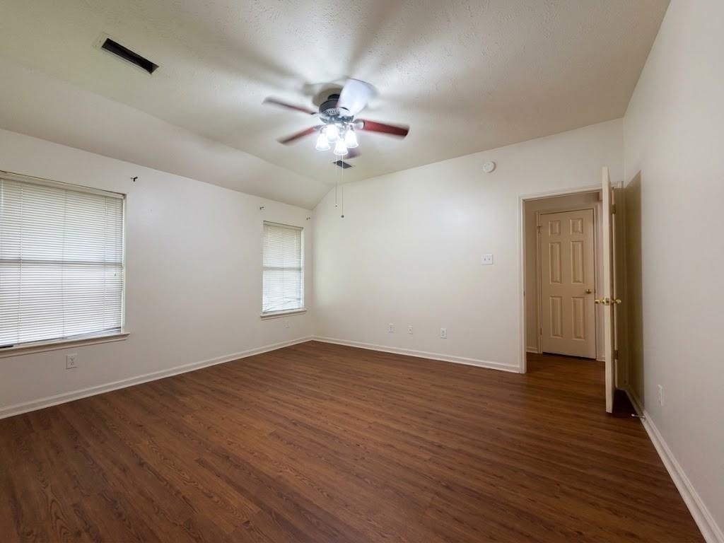 2710 Glen Cullen Lane - Photo 13