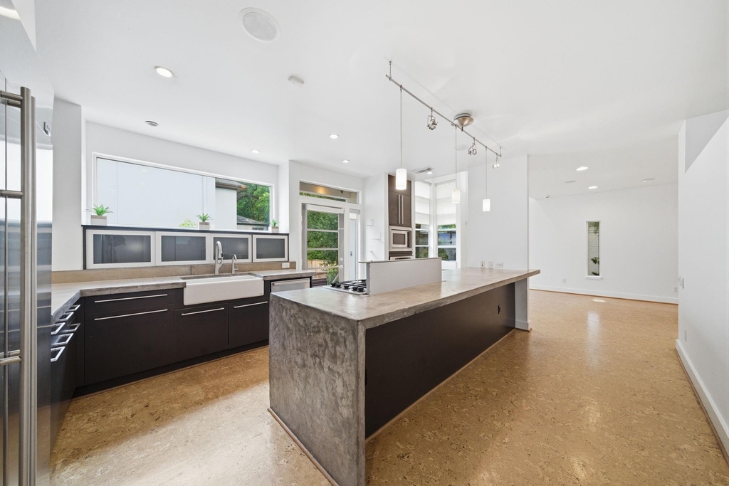 7002 Newcastle Street - Photo 30
