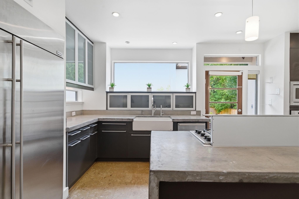 7002 Newcastle Street - Photo 1