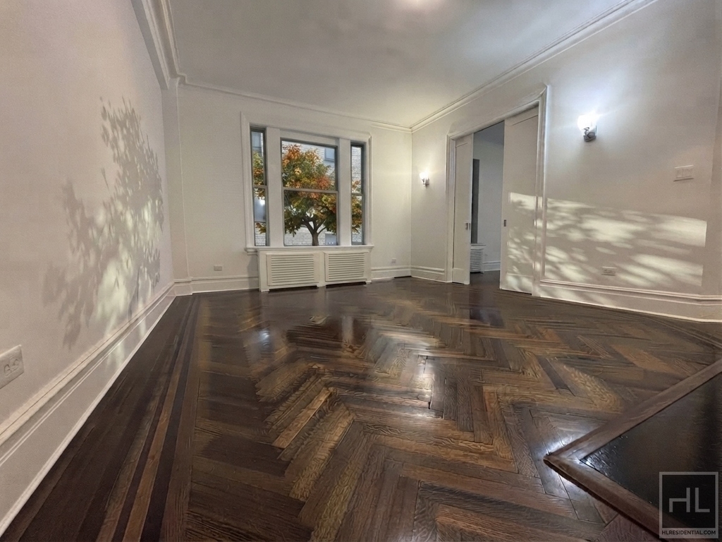 West 72 Street - Photo 0