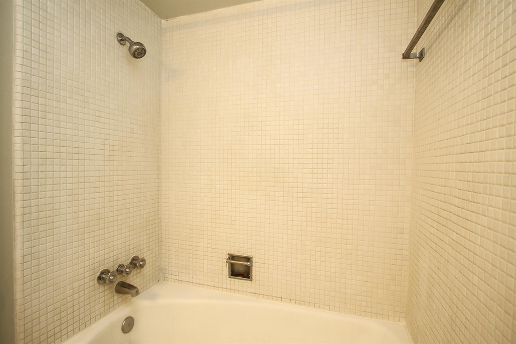 1733 Commonwealth Street - Photo 20