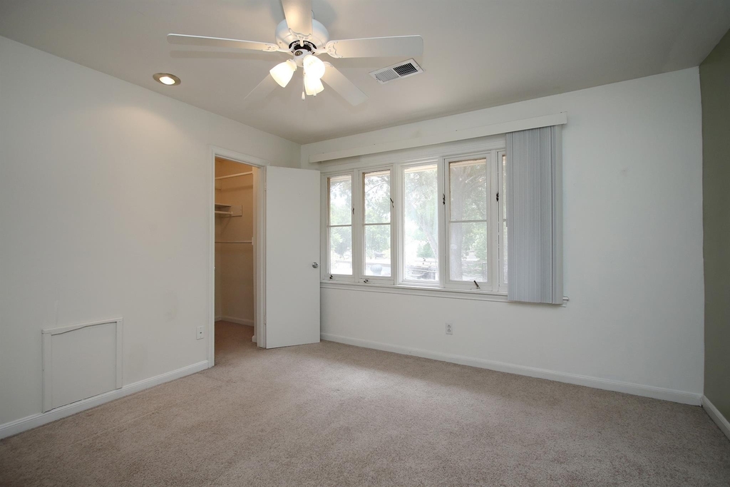 1733 Commonwealth Street - Photo 21