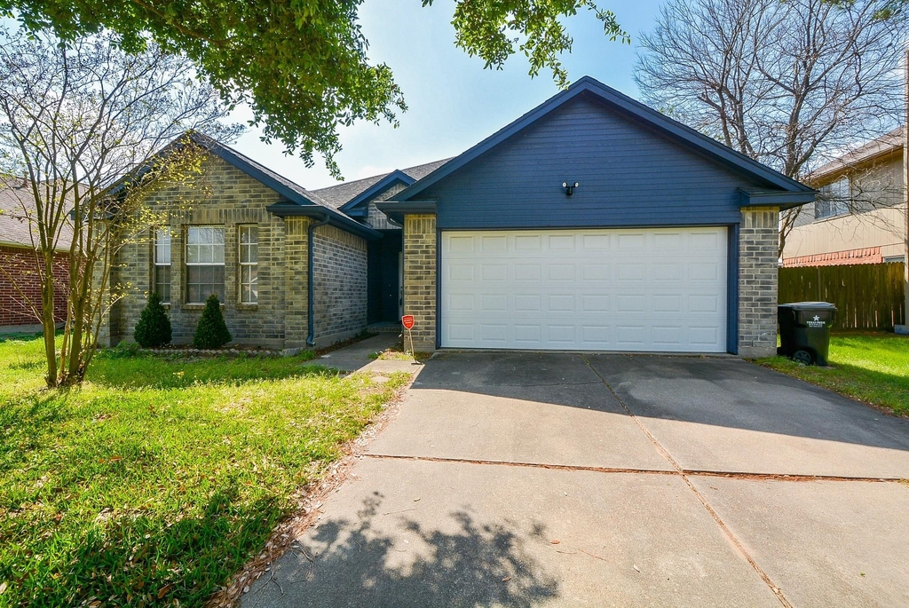 22811 Market Square Lane - Photo 2