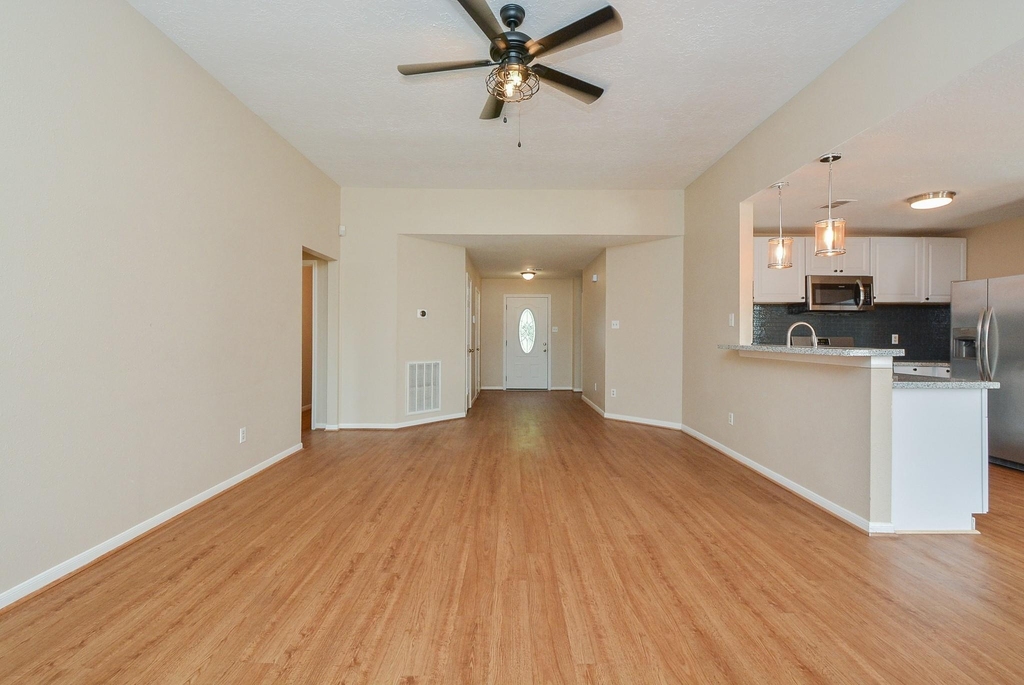 22811 Market Square Lane - Photo 10