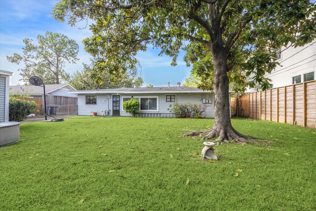 3825 Gramercy Street - Photo 8
