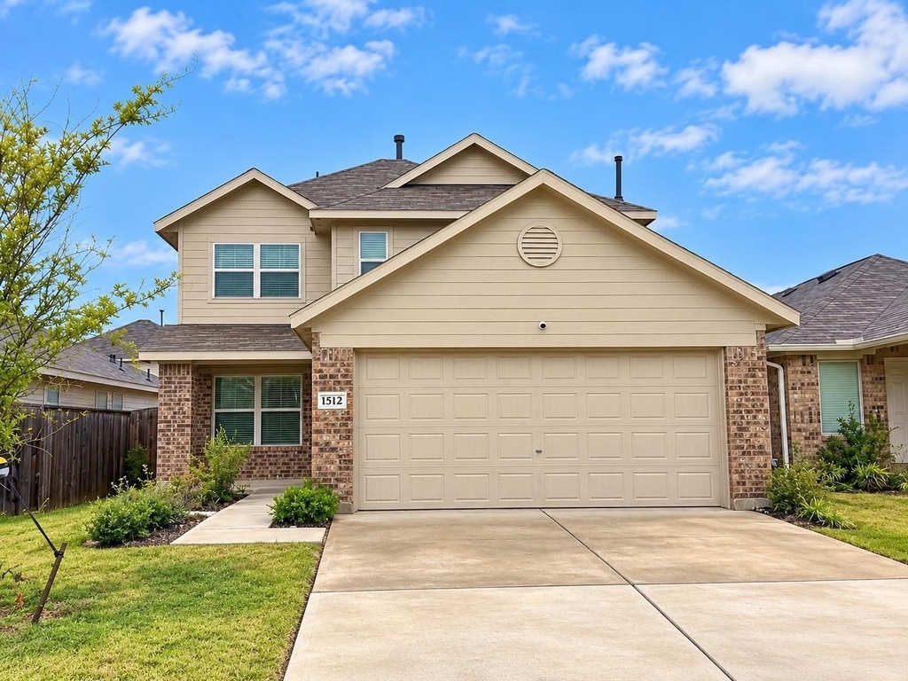 1512 Las Cuevas Drive - Photo 0