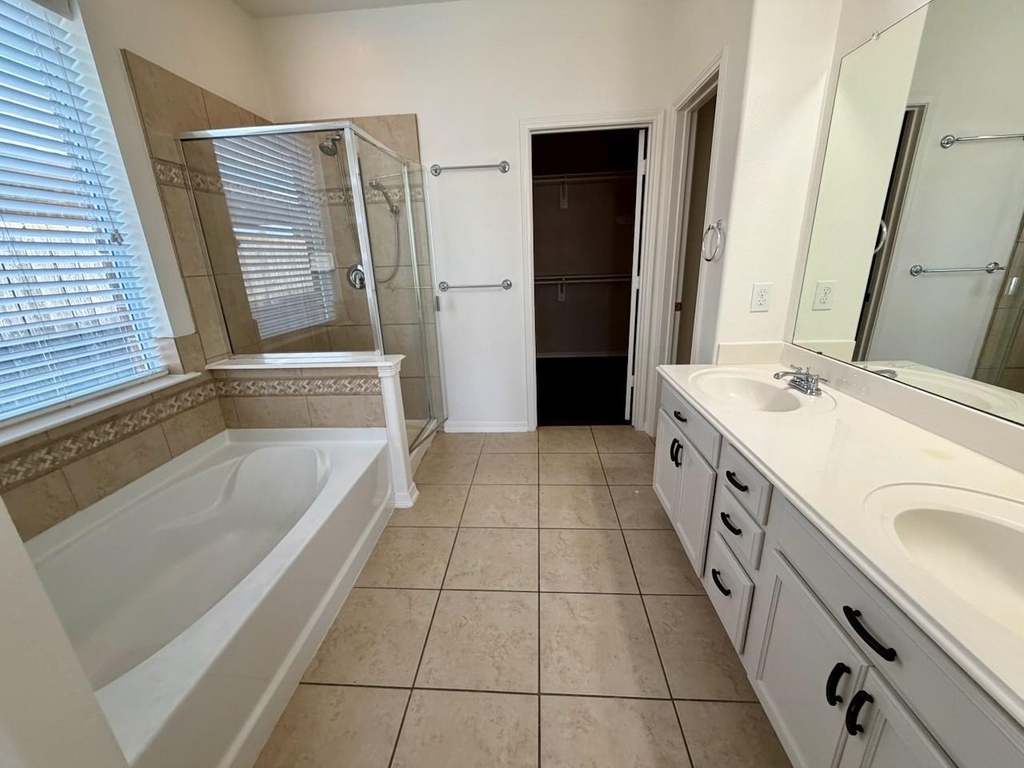 26922 Henson Falls Drive - Photo 17