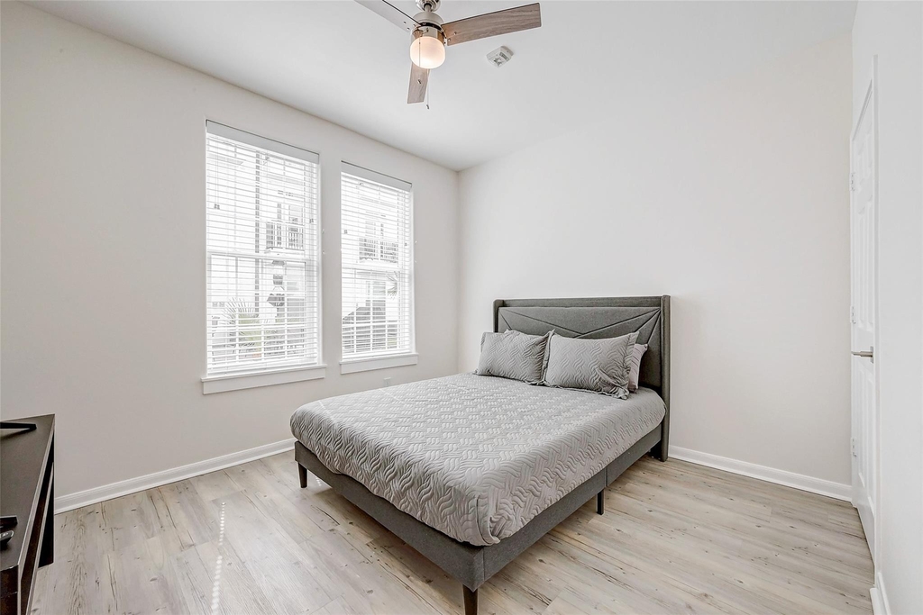2445 Shadow View Lane - Photo 8