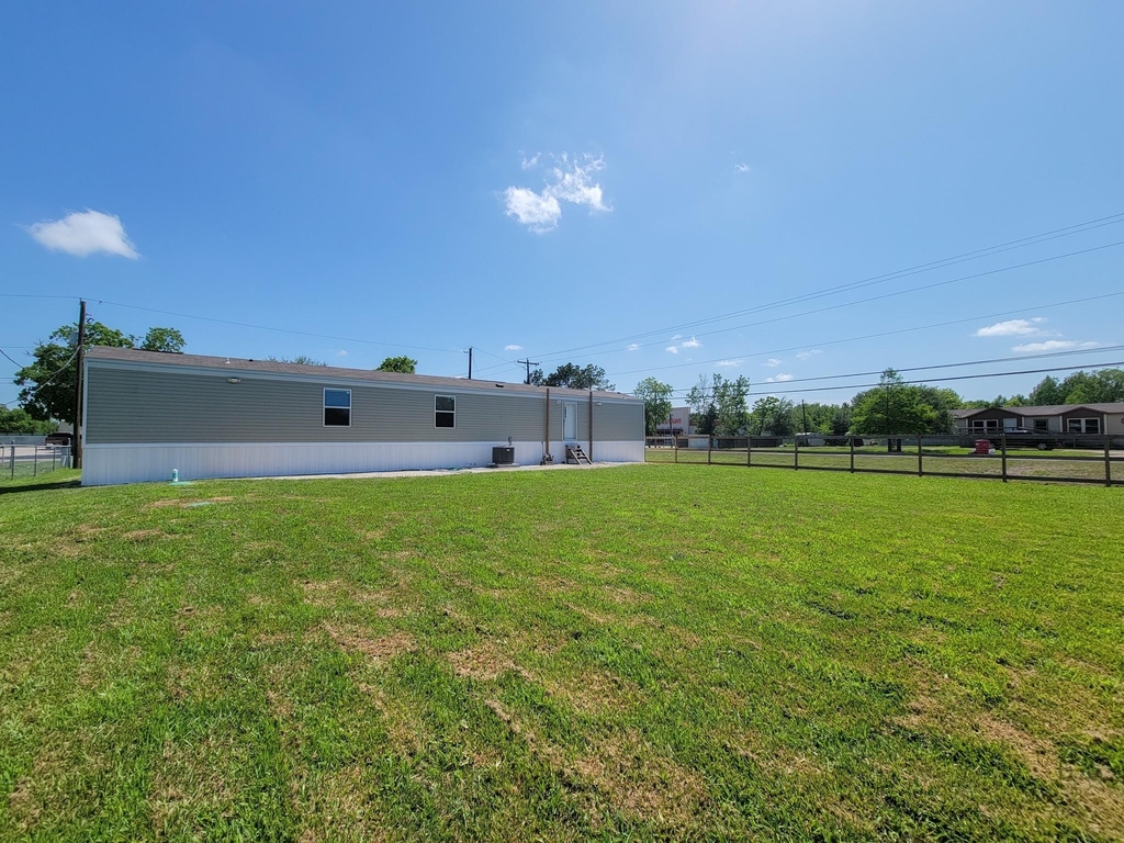 7501 Primrose Street - Photo 37