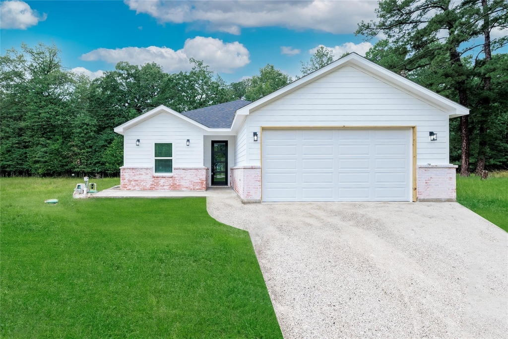 414 Peach Point Lane - Photo 0