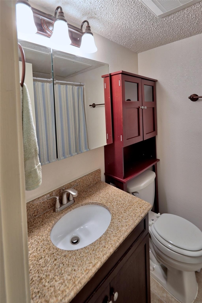 12100 Melville - Photo 5