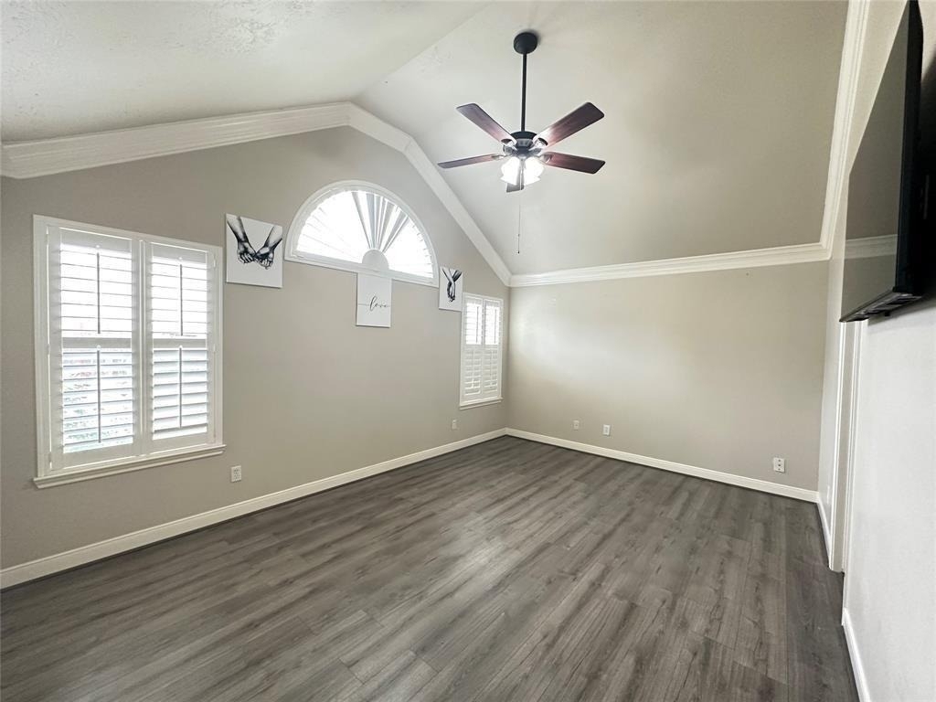 1526 Waterside Village Drive - Photo 3