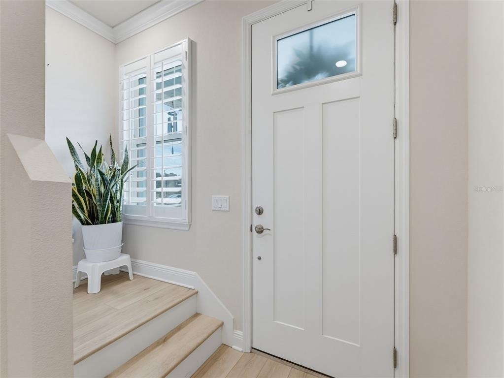 2525 Mario Way - Photo 4