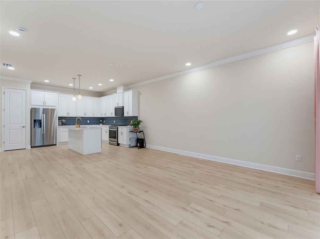 2525 Mario Way - Photo 23