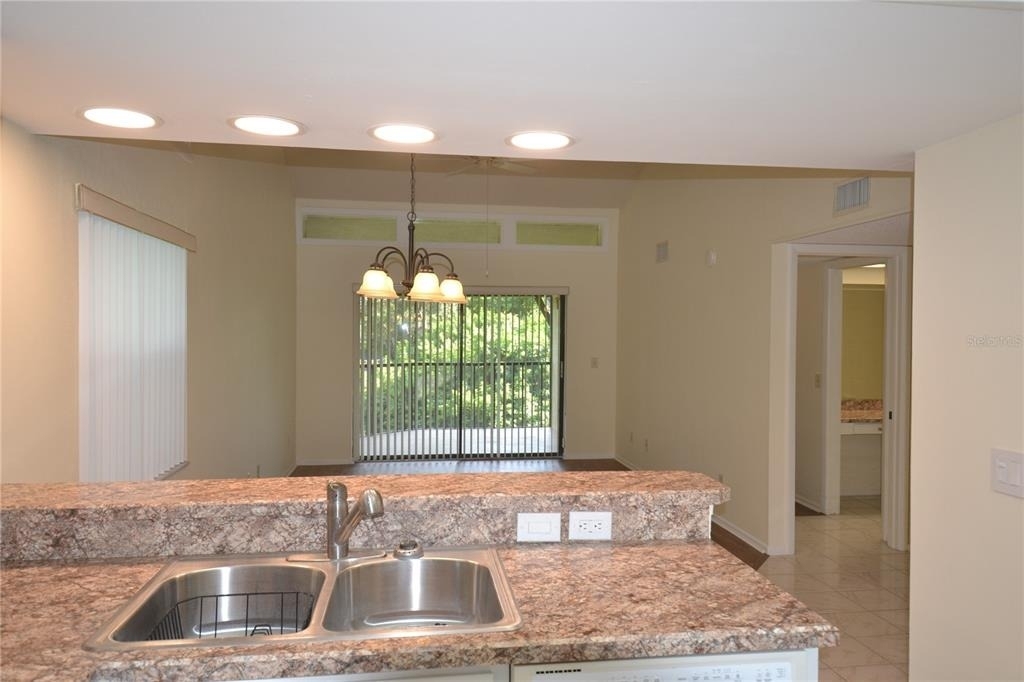 226 Woodlake Wynde - Photo 32