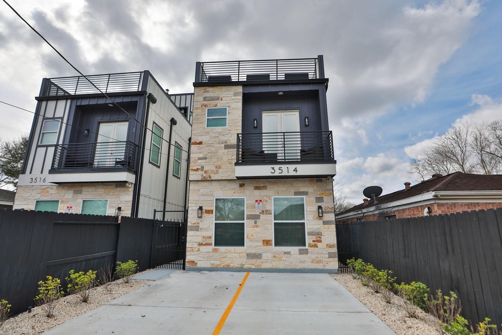 3514 Noah Street - Photo 1