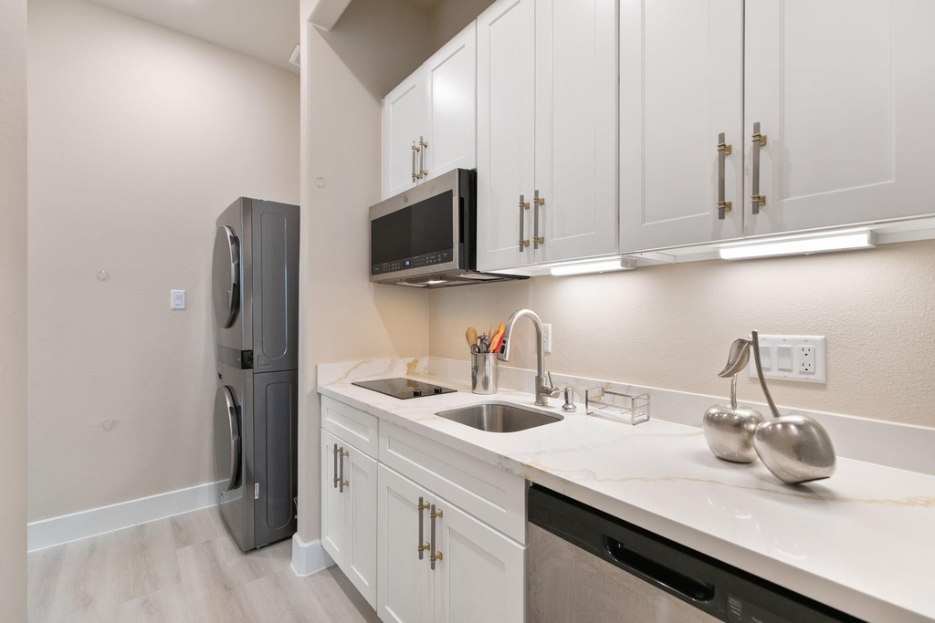 3514 Noah Street - Photo 6