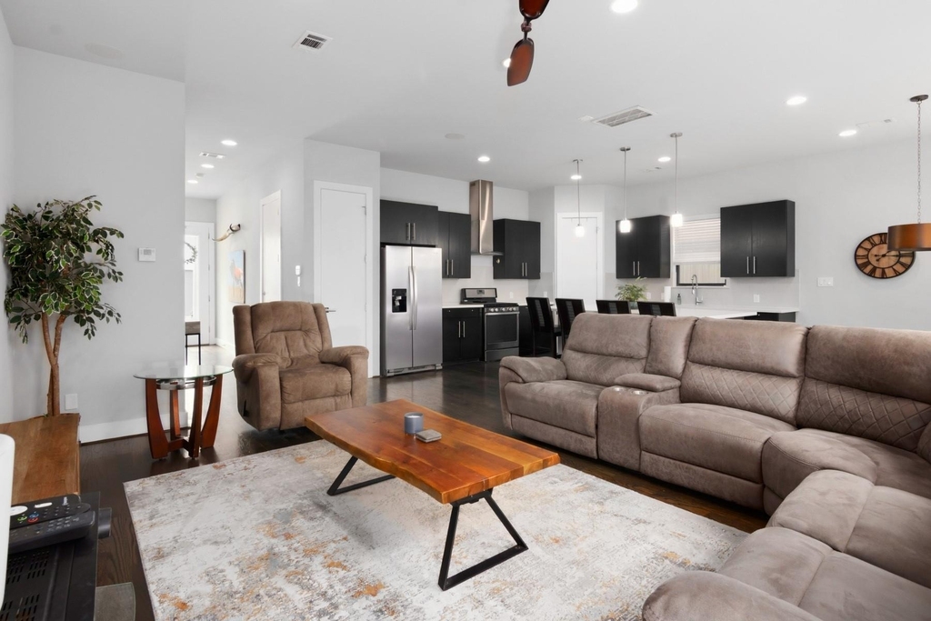 3802 Summa Place - Photo 5