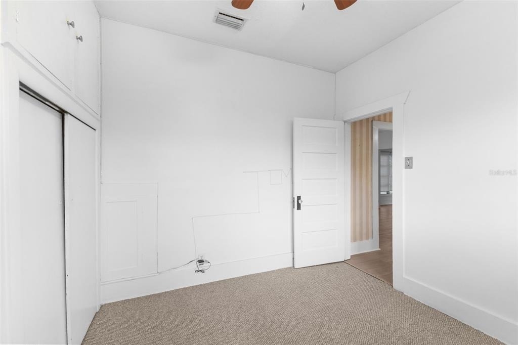 304 W Flora Street - Photo 16